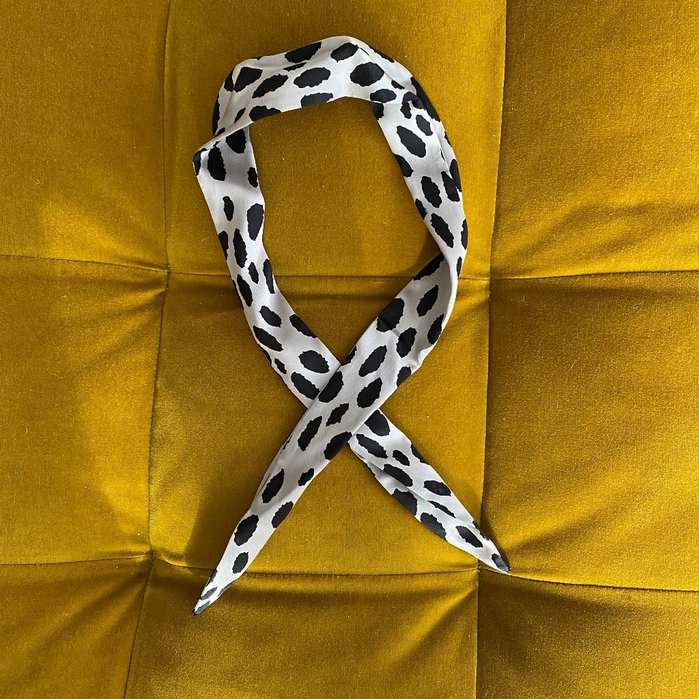 I’m With the Band Spotted Neck Scarf